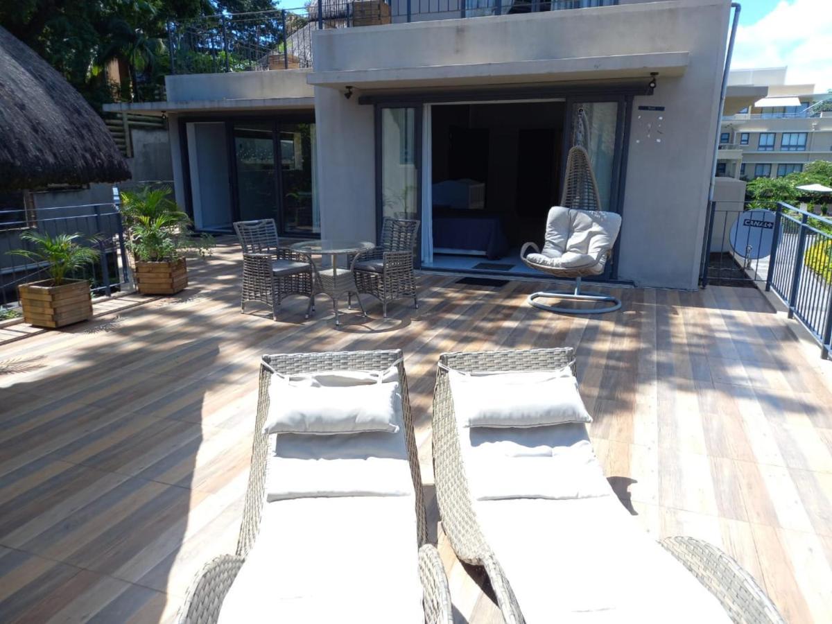 Beachfront Villa By M&H Tamarin Exterior foto